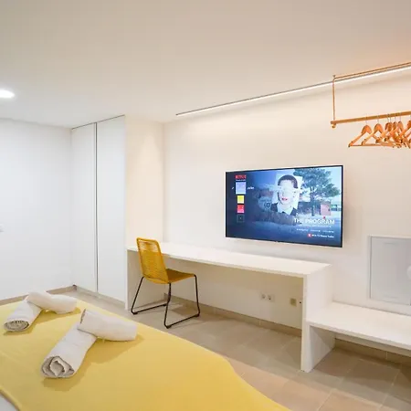 Oceanside Luxury Loft - Fast Wi-Fi - Workstations Apartment Corralejo Exterior photo