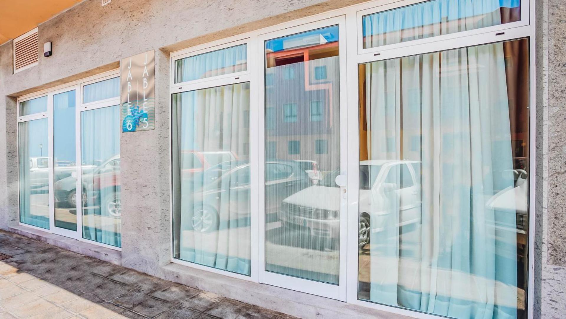 Appartement Oceanside Luxury Loft - Fast Wi-fi - Workstations *